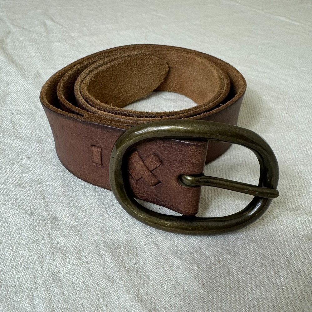 Mossimo Supply Co Women's 44" Brown Genuine Leather Belt Size 2XL Brass Buckle